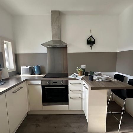 Glasgow Modern Style Home , Separate Entrance Εξωτερικό φωτογραφία