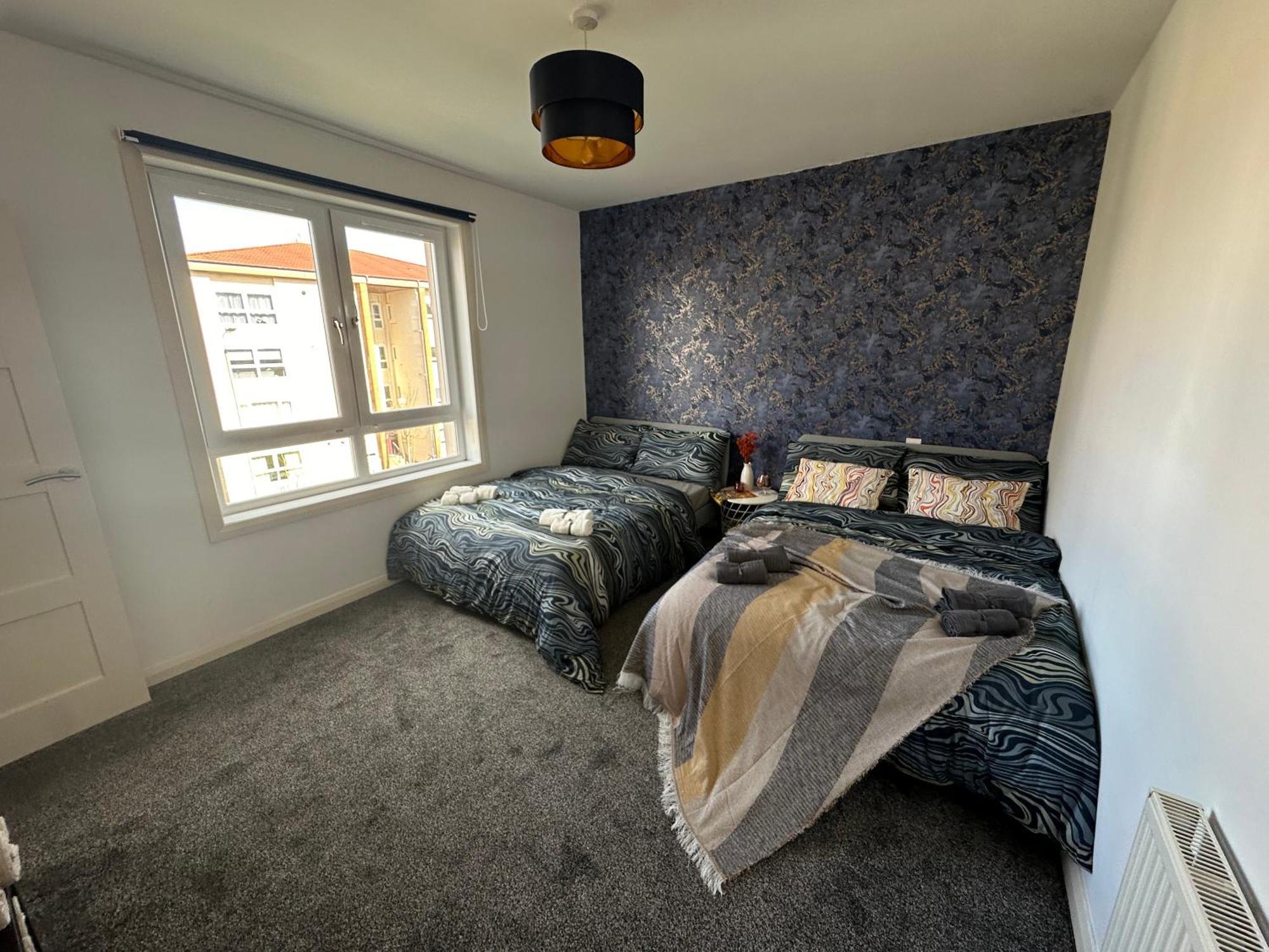 Glasgow Modern Style Home , Separate Entrance Εξωτερικό φωτογραφία