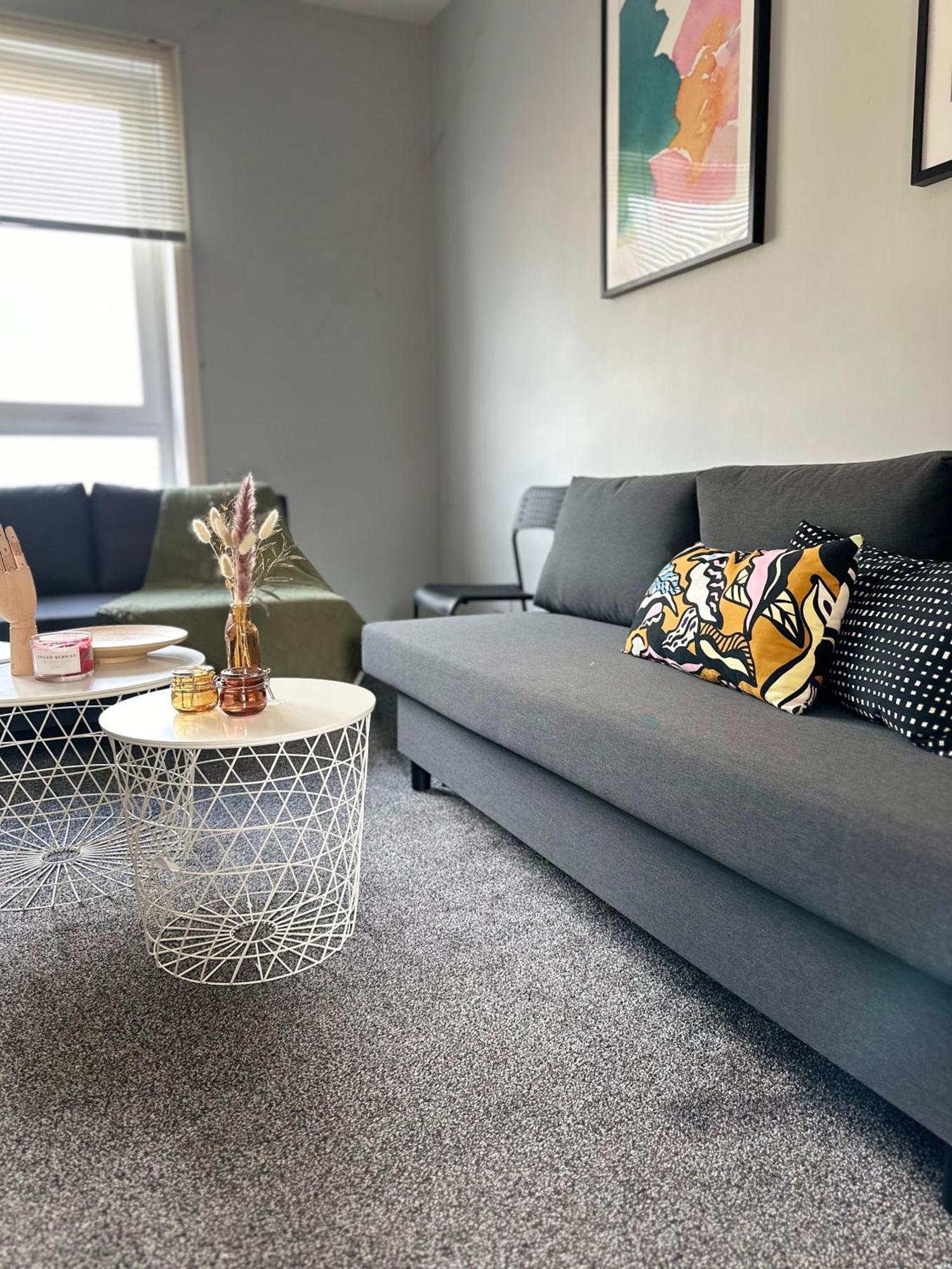Glasgow Modern Style Home , Separate Entrance Εξωτερικό φωτογραφία