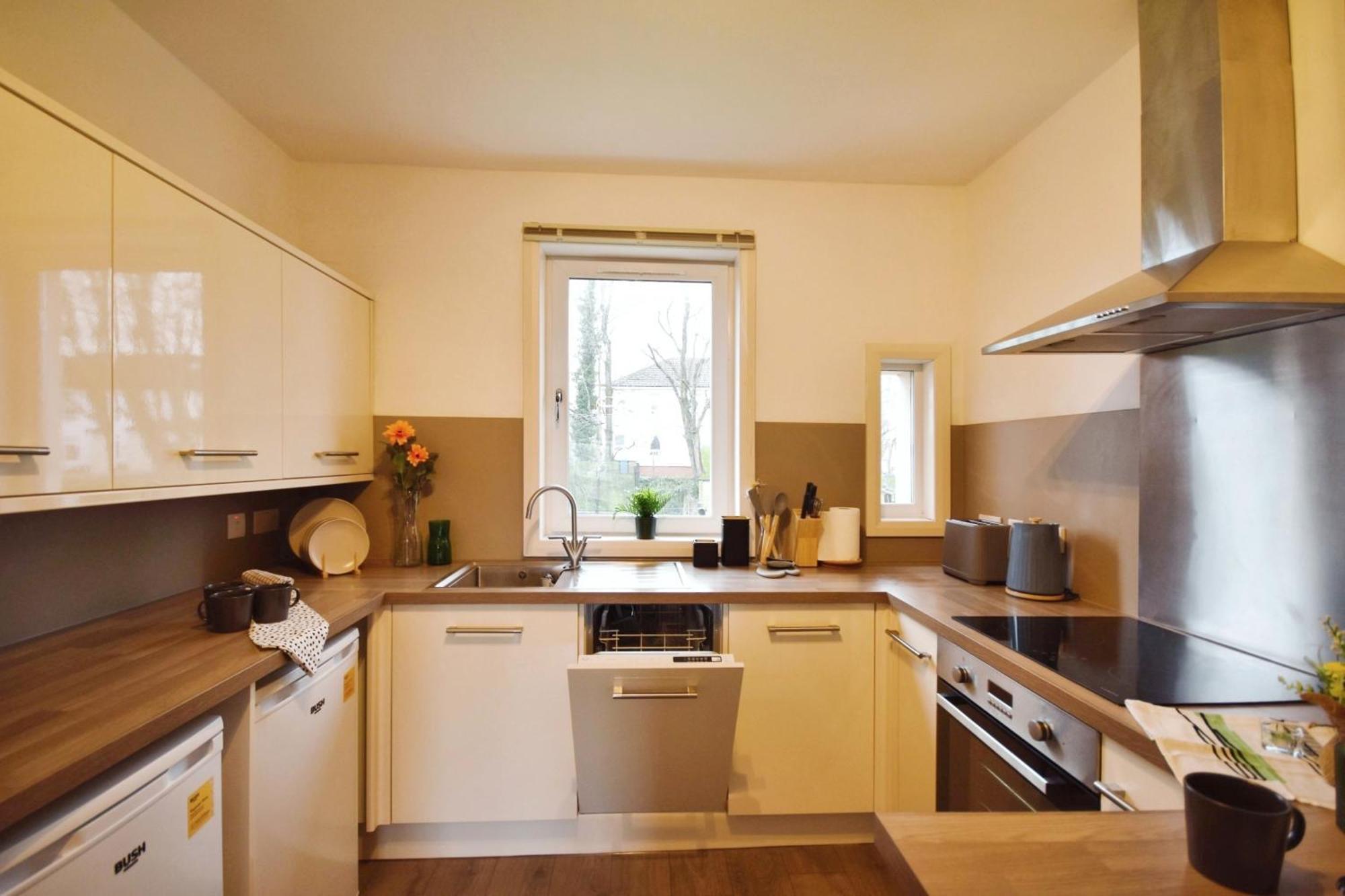 Glasgow Modern Style Home , Separate Entrance Εξωτερικό φωτογραφία