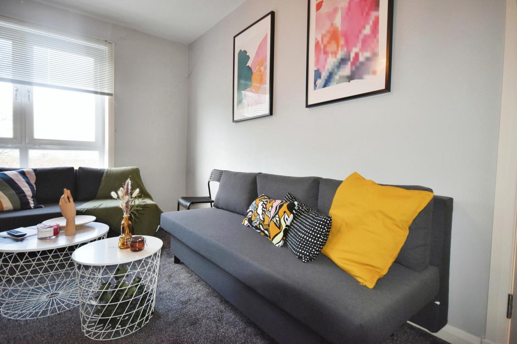 Glasgow Modern Style Home , Separate Entrance Εξωτερικό φωτογραφία