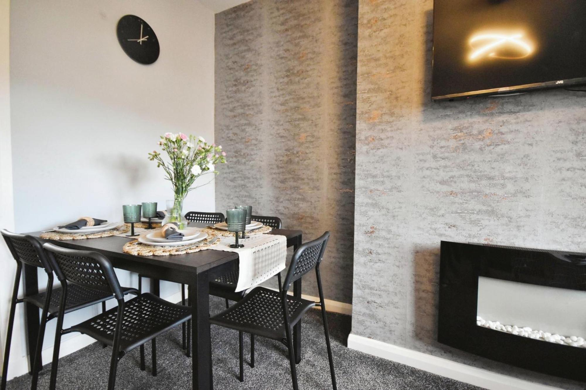 Glasgow Modern Style Home , Separate Entrance Εξωτερικό φωτογραφία