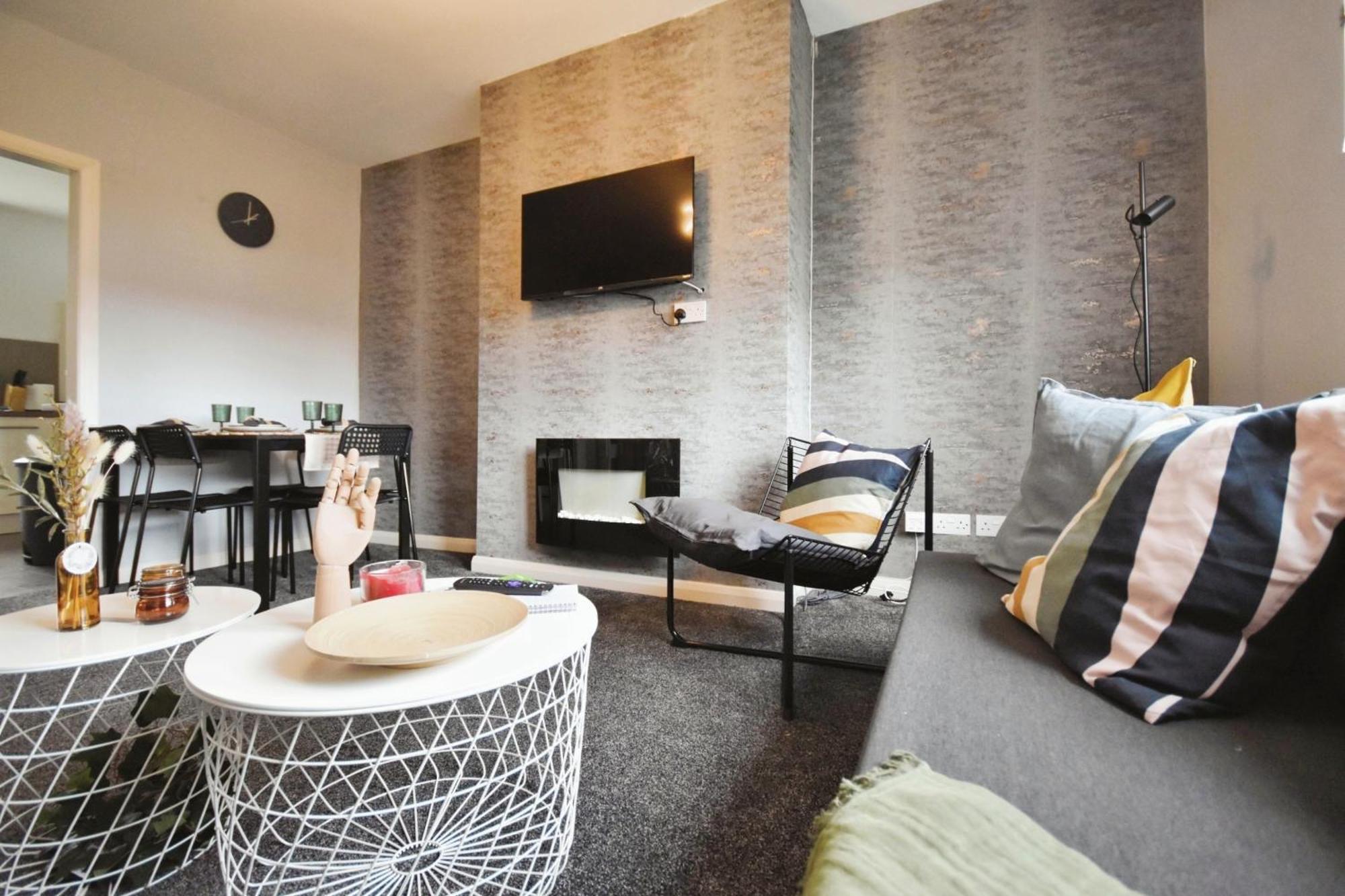 Glasgow Modern Style Home , Separate Entrance Εξωτερικό φωτογραφία